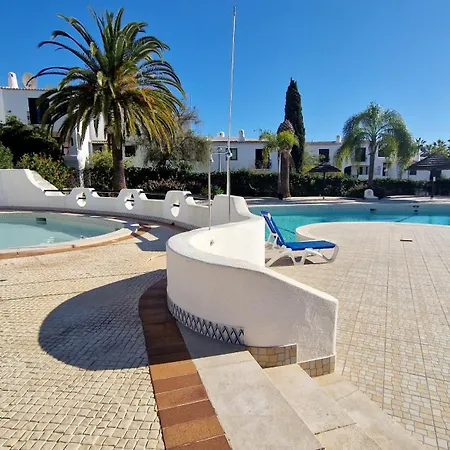 Sao Rafael T2 Duplex, Apartment *